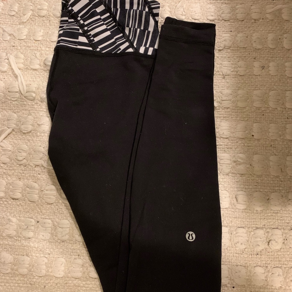 Lululemon full length leggings.